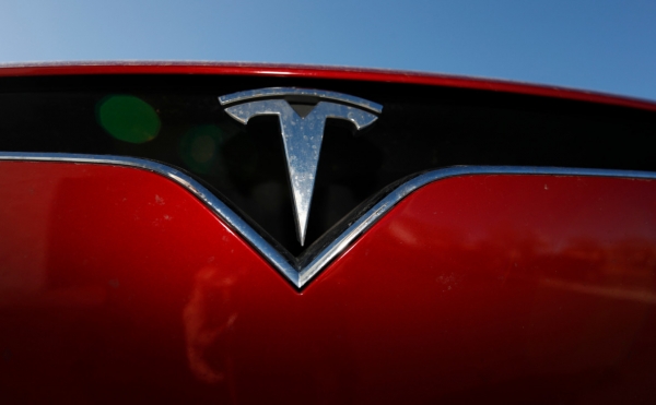 Акции Tesla резко подешевели на фоне проблем на заводе в КНР :: Бизнес :: РБК