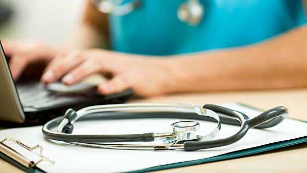 В Эквадоре пациентов с подозрением на коронавирус консультируют онлайн