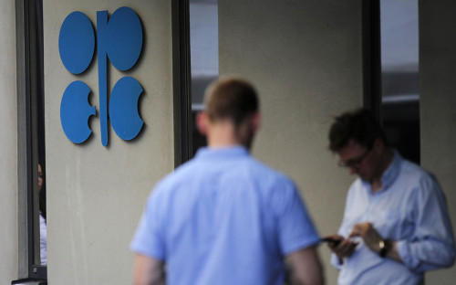 Акции Saudi Aramco упали ниже уровня IPO после развала сделки ОПЕК :: Бизнес :: РБК