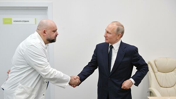 Песков рассказал, почему Путин не стал отказываться от рукопожатий Песков рассказал, почему Путин не стал отказываться от рукопожатий