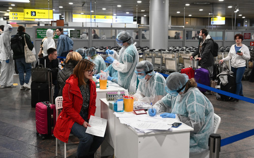 Захарова назвала срок подачи данных для возвращения в Россию