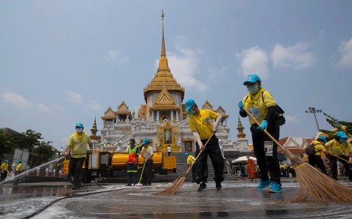 Захарова назвала срок подачи данных для возвращения в Россию