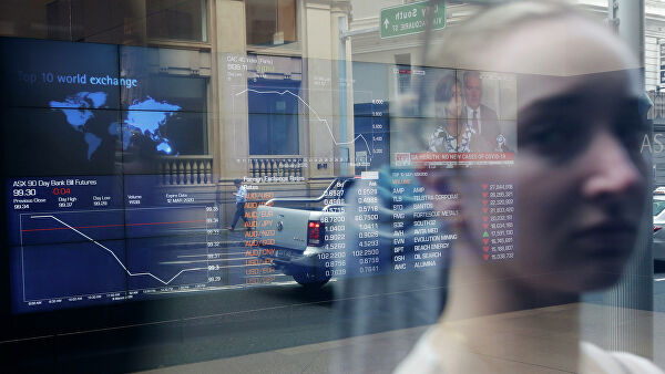 Цена на нефть Brent падает на 30%