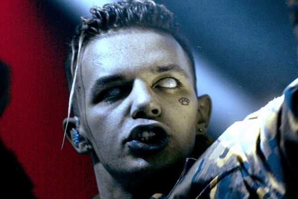 В Челябинске завели дела о скандальном шоу и концерте Элджея