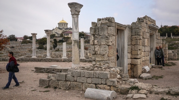 Останки средневекового человека с признаками генетического заболевания нашли в Херсонесе Останки средневекового человека с признаками генетического заболевания нашли в Херсонесе