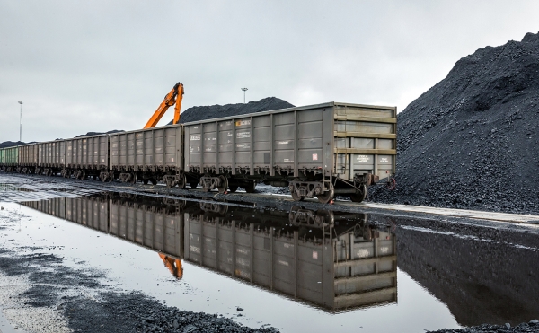 Власти предложили ввести квоты на вывоз угля на Восток :: Бизнес :: РБК