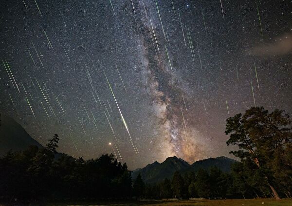 Как открывать звезды, не выходя из дома. Истории астрономов-любителей