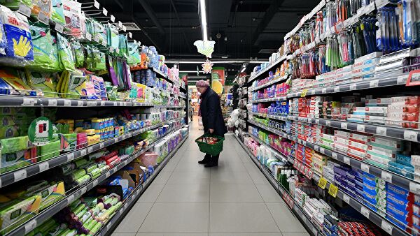 Минпромторг не исключает постепенного повышения цен на импортные продукты