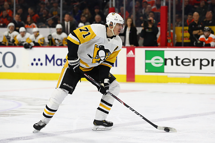 Жена Малкина рассказала о травле мужа из-за получения гражданства США Жена Малкина рассказала о травле мужа из-за получения гражданства США