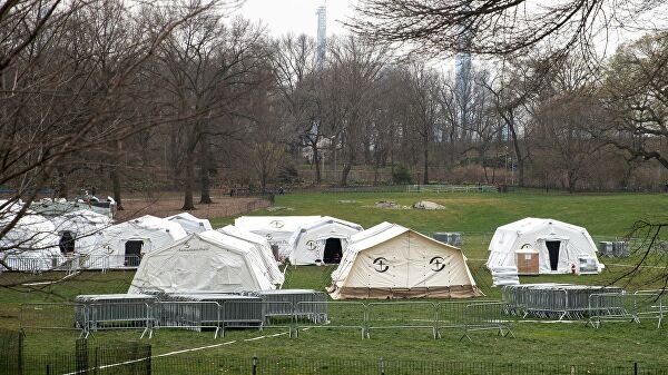 Во многих штатах США военные возводят госпитали для борьбы с COVID-19