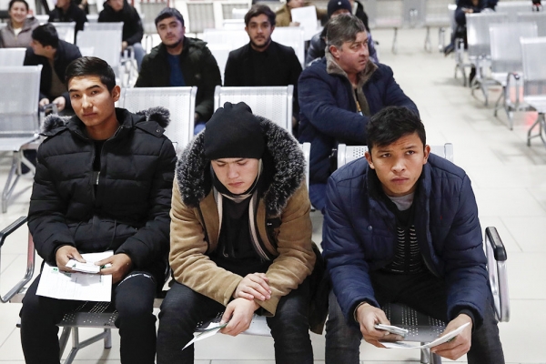 МВД: Всплеска преступлений со стороны мигрантов не зафиксировано МВД: Всплеска преступлений со стороны мигрантов не зафиксировано