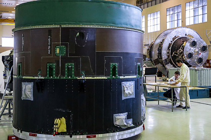 «Роскосмос» за «сумму с большим количеством нулей» создал «дырку от бублика» «Роскосмос» за «сумму с большим количеством нулей» создал «дырку от бублика»