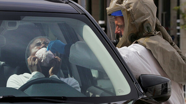 В США число случаев коронавируса превысило 950 тысяч