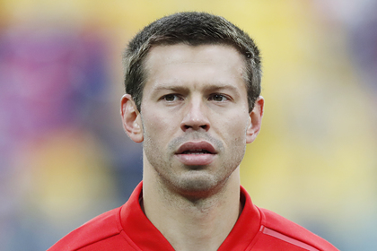 Смолов объяснил возвращение в Россию Смолов объяснил возвращение в Россию