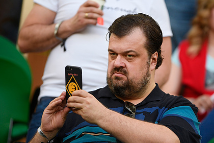 Уткин высмеял призыв извиниться перед Нурмагомедовым за «сучий спектакль» Уткин высмеял призыв извиниться перед Нурмагомедовым за «сучий спектакль»