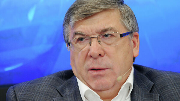 Сенатор призвал россиян не рассчитывать на отпуск за границей в этом году Сенатор призвал россиян не рассчитывать на отпуск за границей в этом году