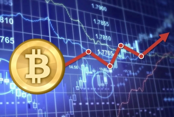 Курс биткойна поднимался выше $10 000