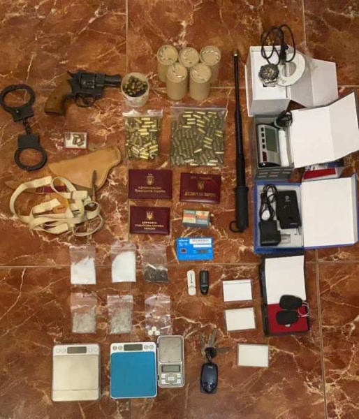 Бандиты в погонах: Полицейские и СБУшник похищали людей под Киевом (ФОТО)