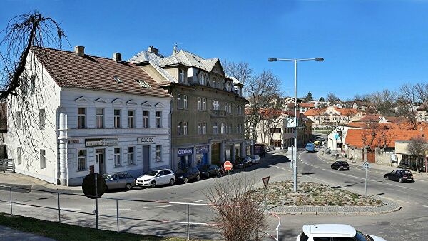 Посольство РФ&nbsp;в&nbsp;Праге прокомментировало снос памятника Коневу и&nbsp;установку доски власовцам