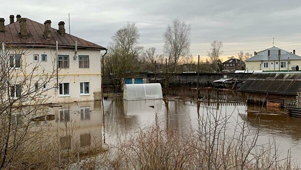 В Вологодской области около 50 придомовых участков подтопило из-за дождей В Вологодской области около 50 придомовых участков подтопило из-за дождей