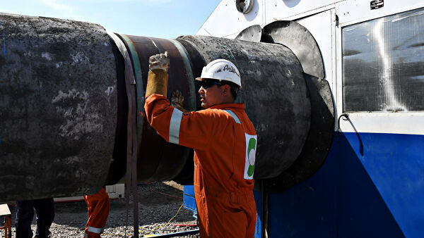 ФРГ не намерена отвечать на санкции США против "Северного потока &mdash; 2"