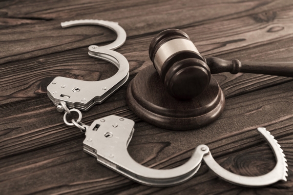 ВС рекомендовал не отправлять в СИЗО обвиняемых по нетяжким статьям