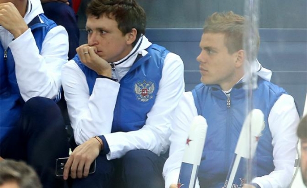 «За проделки нужно платить»: телеведущая об иске к Кокорину и Мамаеву «За проделки нужно платить»: телеведущая об иске к Кокорину и Мамаеву