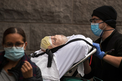 Объяснен вред коронавируса для пожилых людей