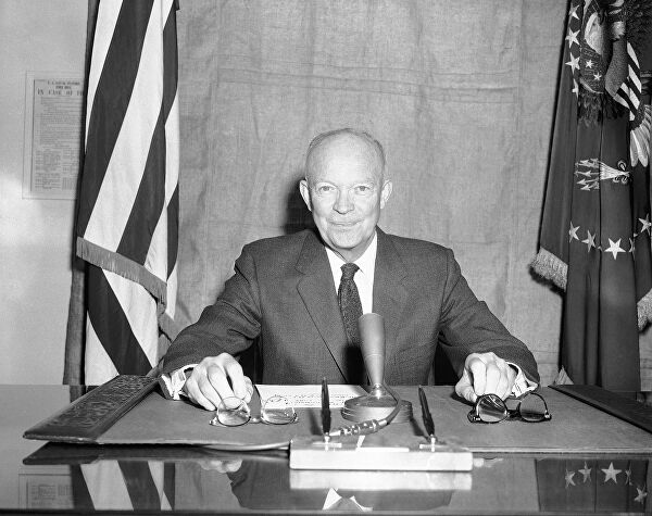 Кто кого: как СССР троллил НАТО