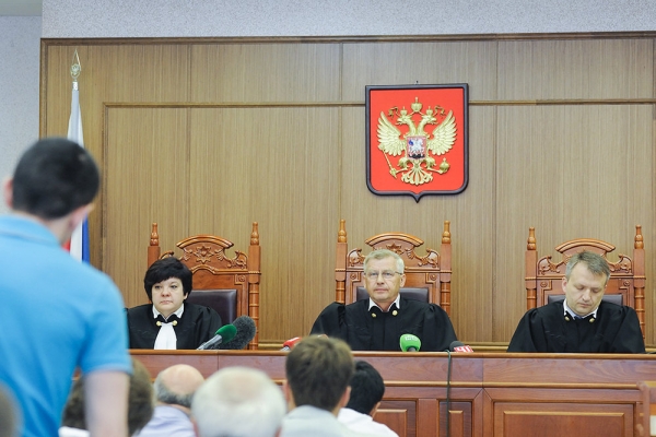 За оскорбление представителей власти осуждены более 10 тысяч человек