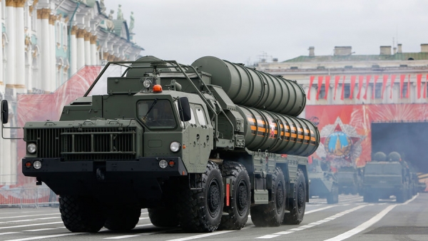 СМИ: США могут выкупить у Турции российские С-400 СМИ: США могут выкупить у Турции российские С-400