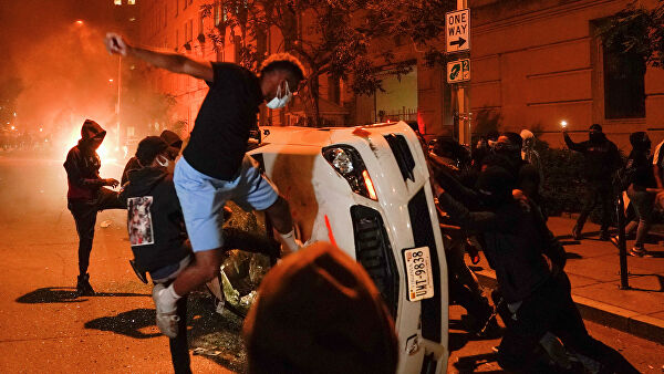 Независимые судмедэксперты назвали причину смерти Джорджа Флойда