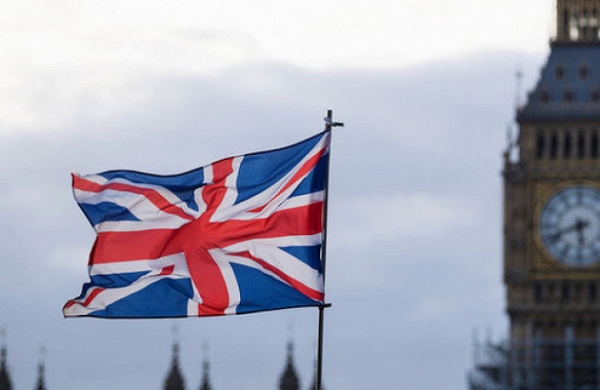 В Британии оценили статью Путина о Второй мировой войне В Британии оценили статью Путина о Второй мировой войне