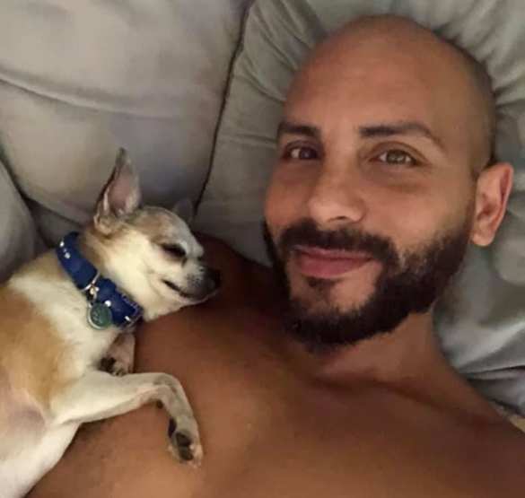 Звезда гей-порно решил пойти во власть в США (ФОТО) Звезда гей-порно решил пойти во власть в США (ФОТО)