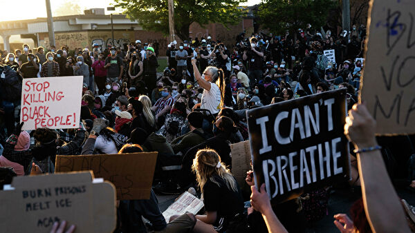 В Мадриде проходит многотысячная акция против расизма