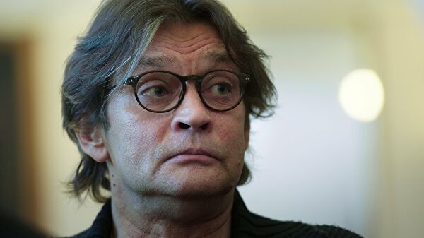 Домогаров отказался выходить на сцену из-за Ефремова