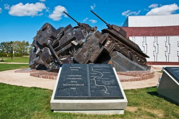 &laquo;Под Прохоровкой победили немцы&raquo;: британский историк опроверг факт победы советской армии