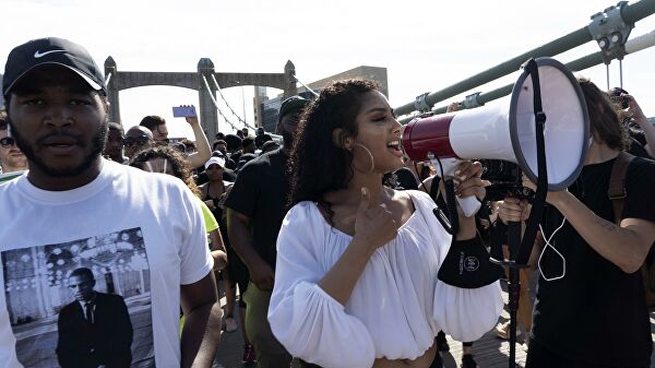 В Мадриде проходит многотысячная акция против расизма