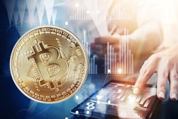 Крупные инвесторы начали активно скупать биткойн