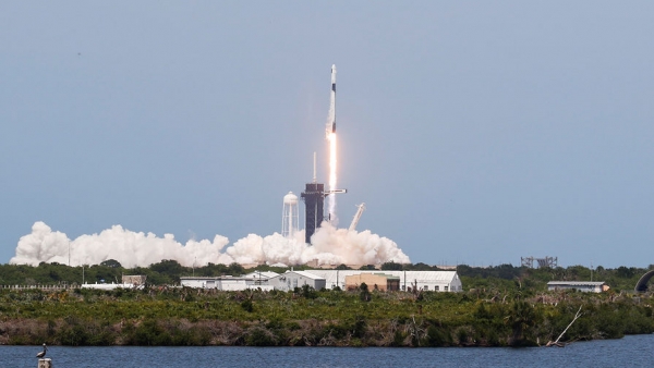 МКС стал почти на километр ближе к Земле