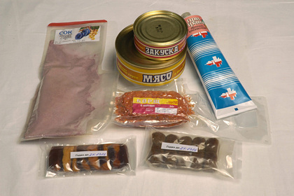 Российские космонавты на МКС заказали «рыбку» и «компотики» Российские космонавты на МКС заказали «рыбку» и «компотики»