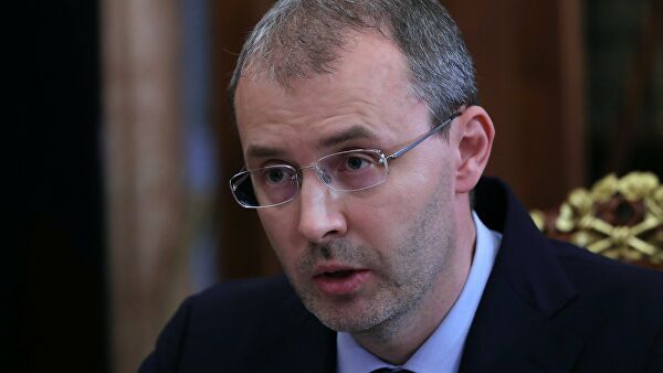 Главу Чукотки госпитализировали после контакта с носителем COVID-19 Главу Чукотки госпитализировали после контакта с носителем COVID-19