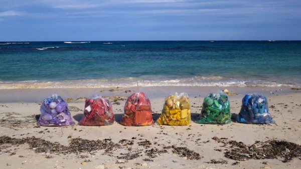 Разлагающиеся в морской воде пакеты создали в Японии Разлагающиеся в морской воде пакеты создали в Японии