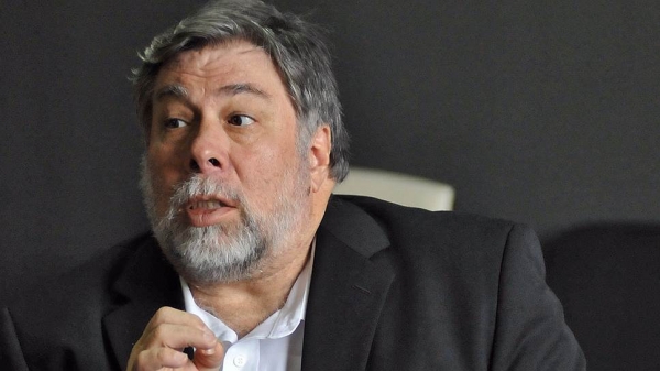 Сооснователь Apple Стив Возняк подал в суд на YouTube и Google