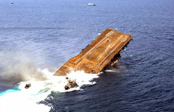 «Великий пророк»: Иран отработал атаку на авианосец США (ВИДЕО)