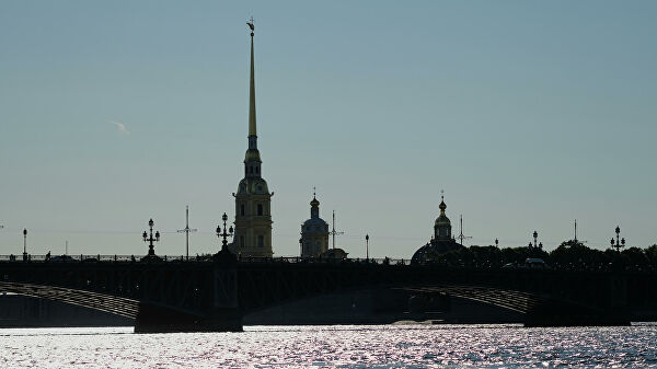 В Санкт-Петербурге возобновляют работу музеи и фитнес-центры