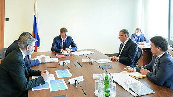 Омский губернатор поблагодарил главу Минэкономразвития за помощь бизнесу