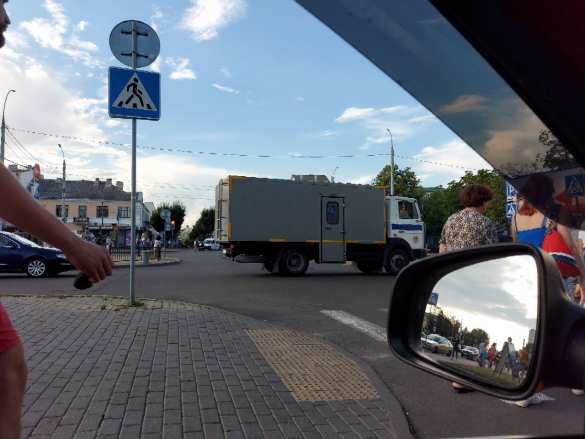 ОМОН в Бресте: первые задержания (ФОТО, ВИДЕО)