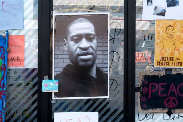 В США власти обнародовали истинную причину смерти «чернокожей иконы» Флойда
