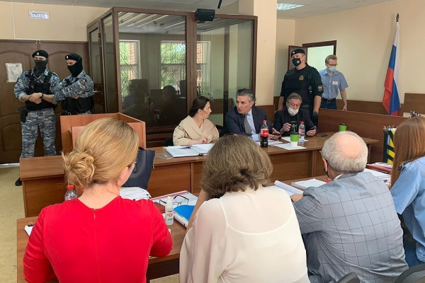 Суд отказал Ефремову в направлении в центр психиатрии Суд отказал Ефремову в направлении в центр психиатрии